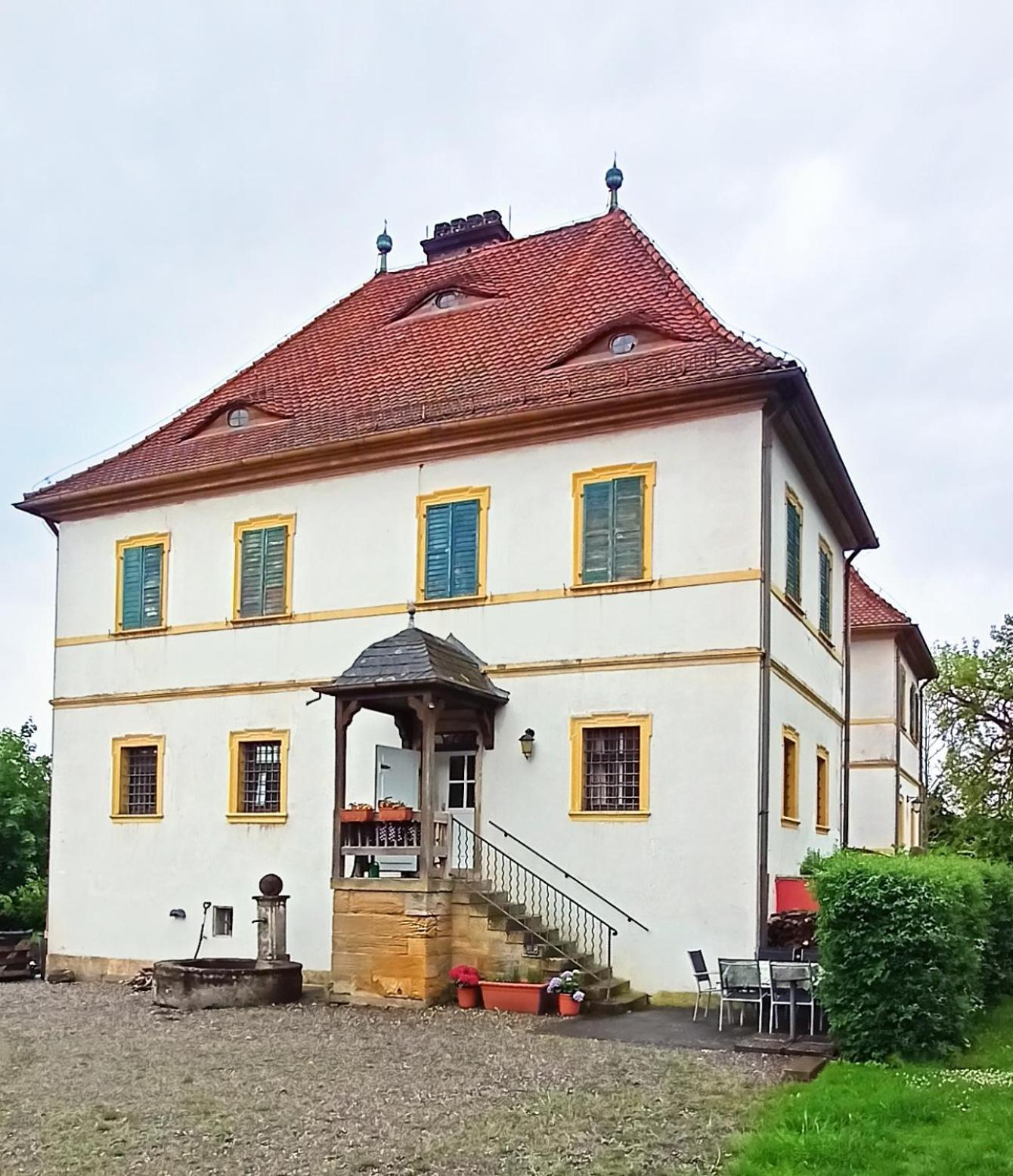 Im Schloesschen Apartment *